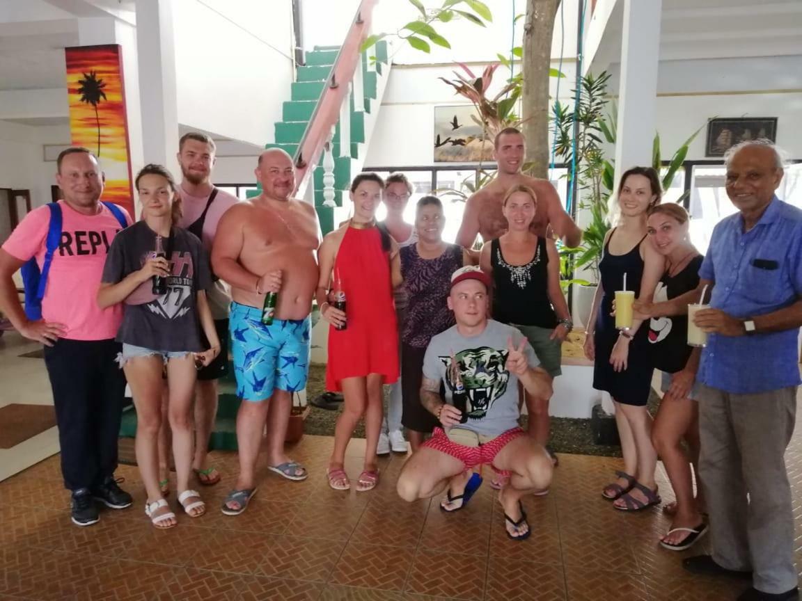 Hansa Surf Hotel 히카두와 외부 사진